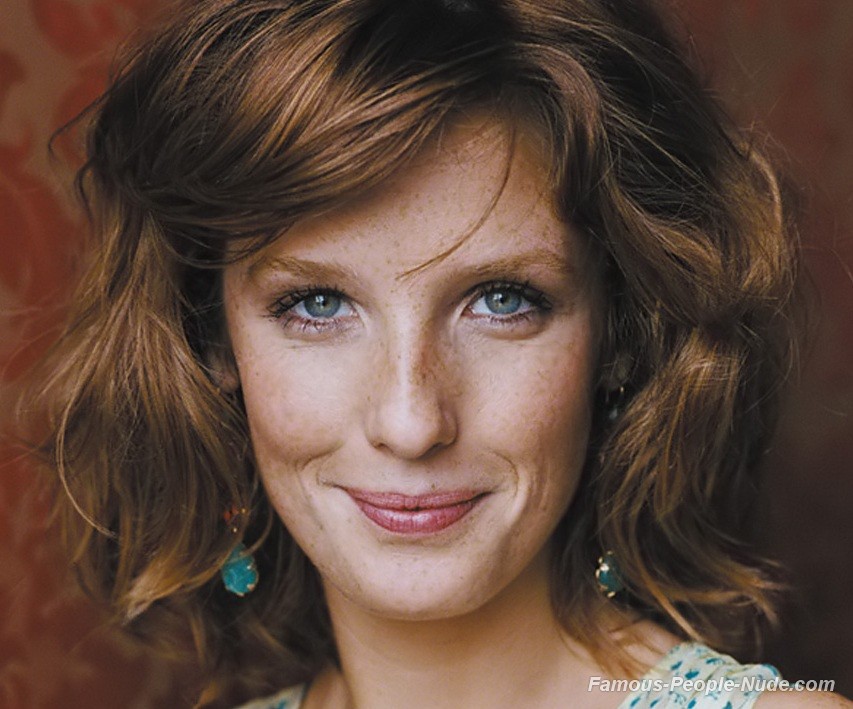 Kelly Reilly Plastic Surgery and Body Measurements