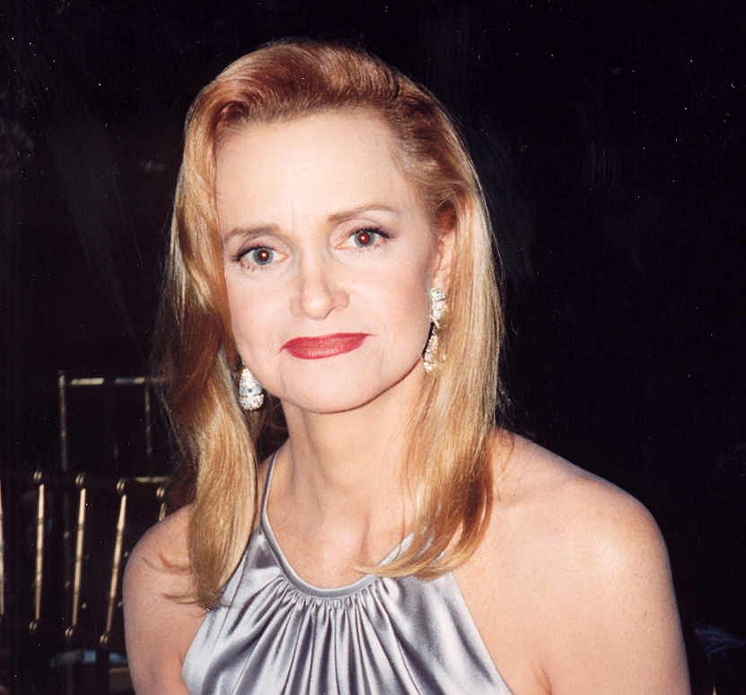 Swoosie Kurtz Plastic Surgery Face