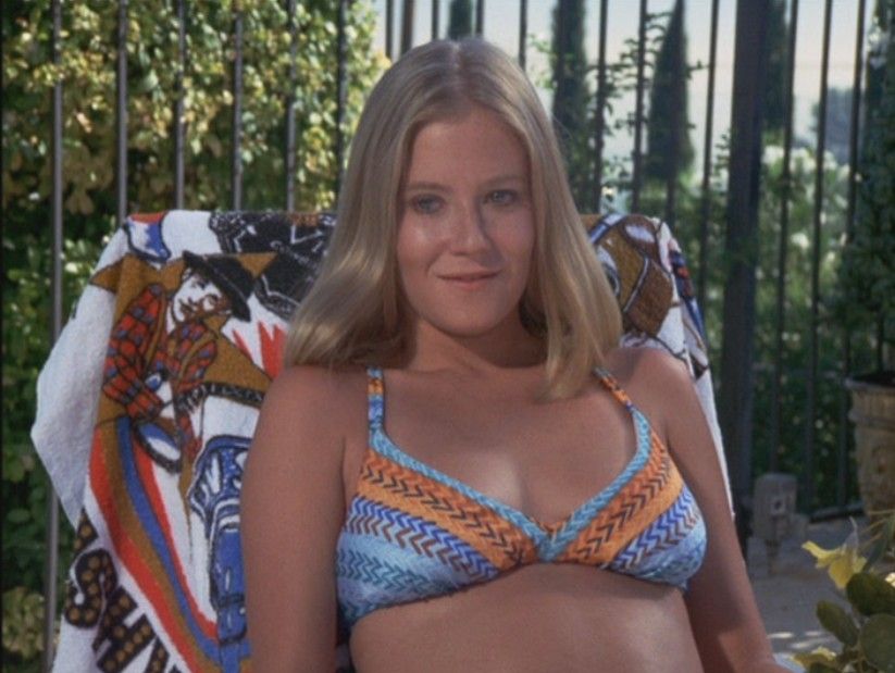 Maureen McCormick Plastic Surgery Body