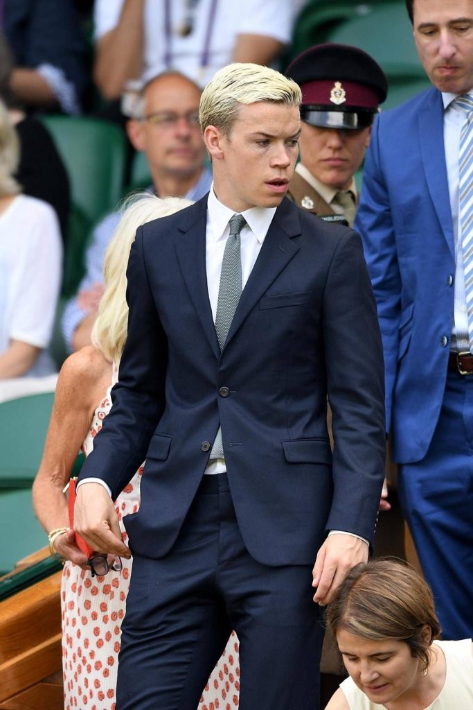 Will Poulter Cosmetic Surgery Body