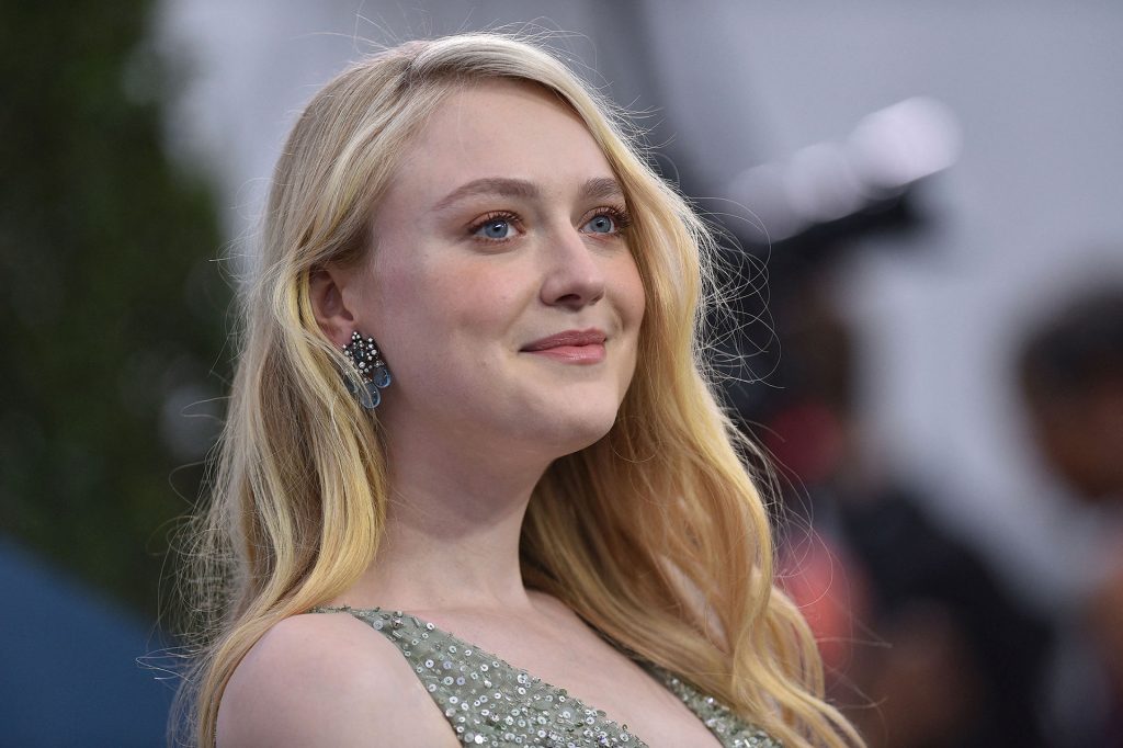 Dakota Fanning Cosmetic Surgery Face