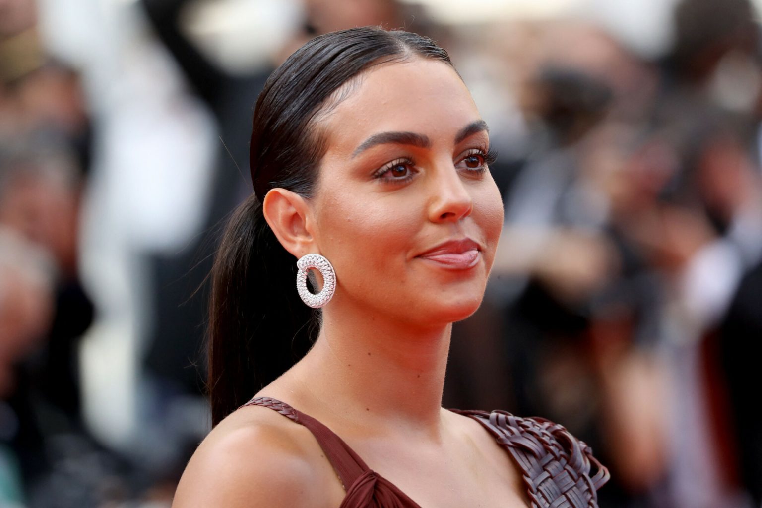 Did Julie Banderas Have a Nose Job? Everything You Need To Know