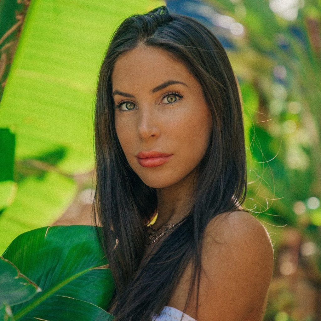 Jen Selter Plastic Surgery Face