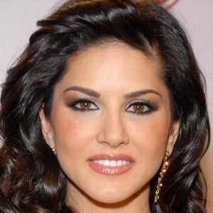 Sunny Leone Plastic Surgery Face