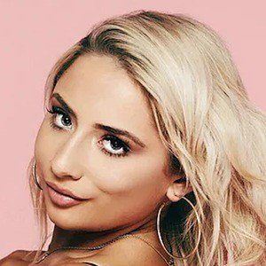 Saffron Barker’s Journey: Breast Augmentation and Honest Plastic Surgery Talk