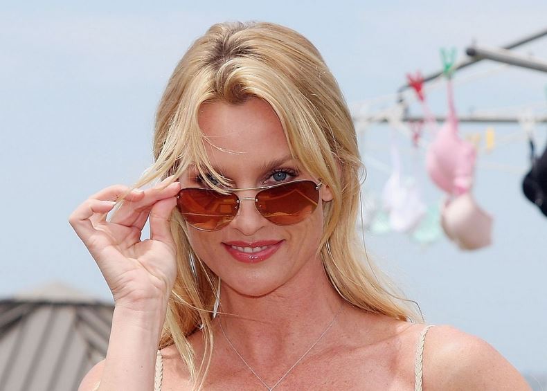 Nicollette Sheridan’s Battle Against Plastic Surgery Rumors and Speculation