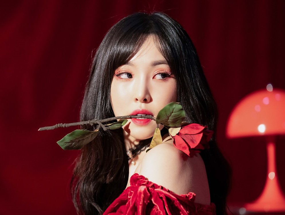 Yuju’s Stunning Transformation: Eye Surgery and Jawline Refinement Speculation