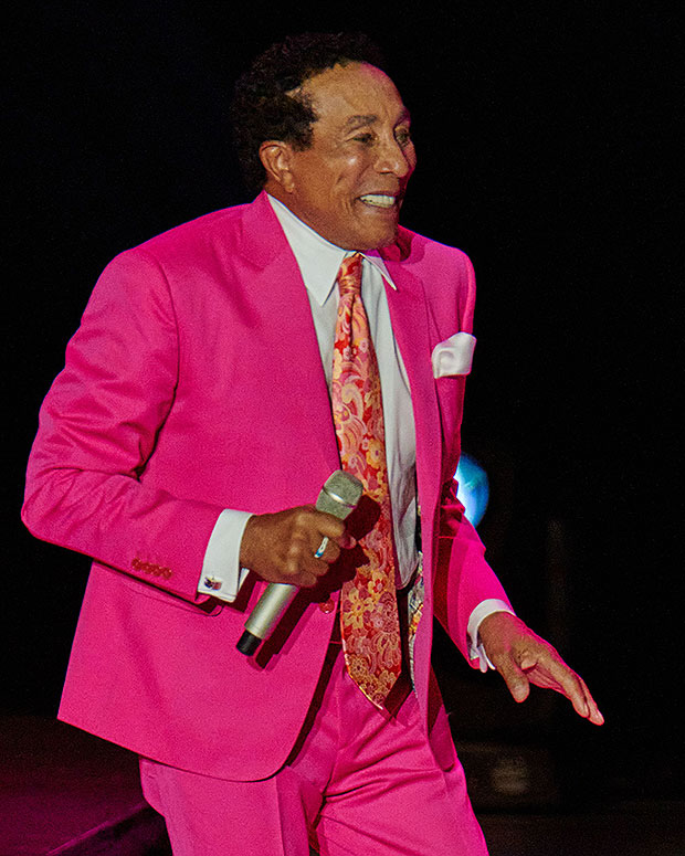 Smokey Robinson Plastic Surgery